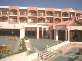 Hotel Pyramisa Isis Island